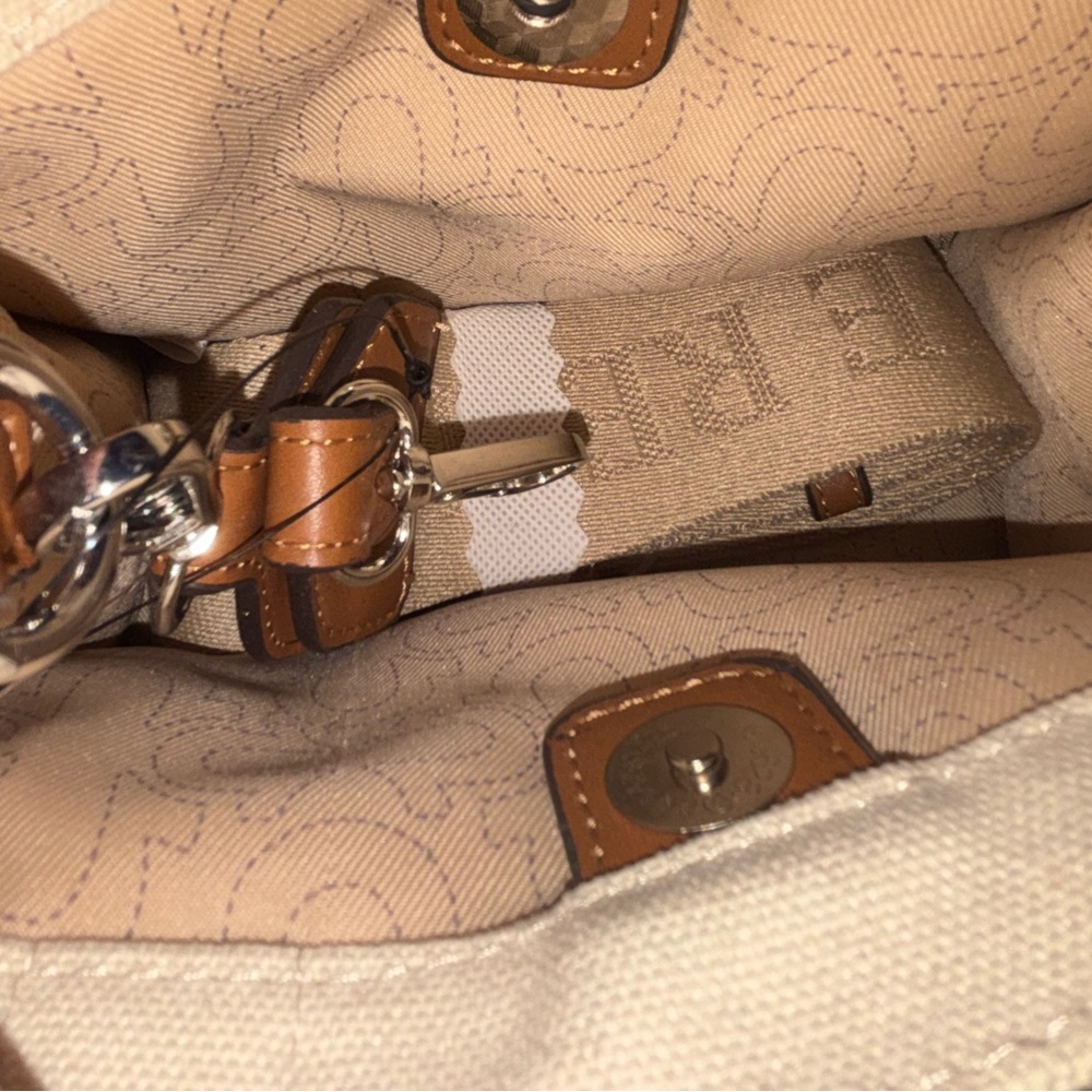 small Cream True Religion tote